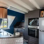 Le Phare Bleu Center & Beach 2 To 4 Guests